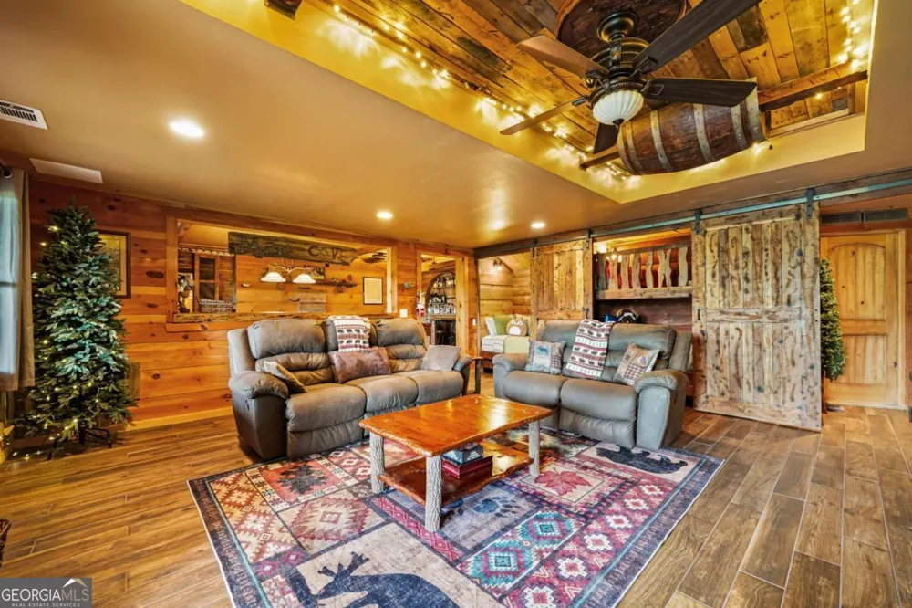 551 Amy Creek CIR Ellijay, GA 30540