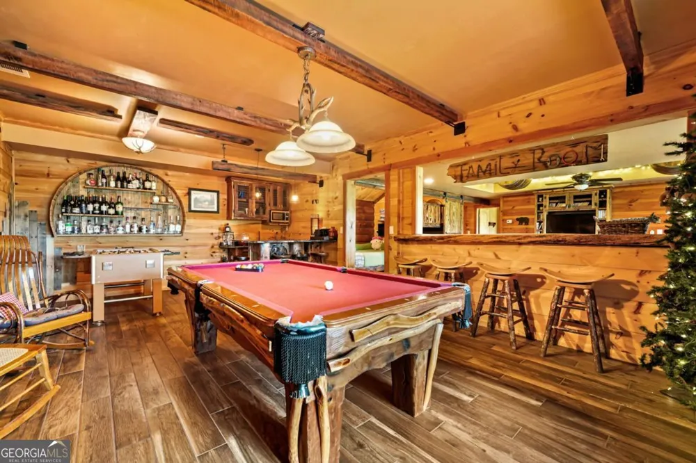 551 Amy Creek CIR Ellijay, GA 30540