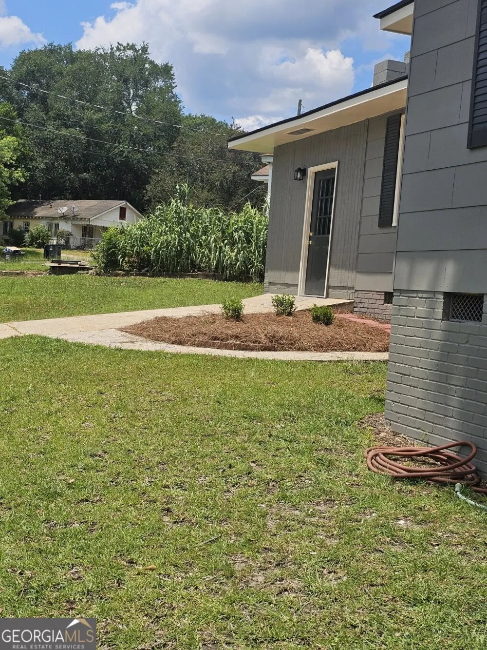 1808 18th AVE Phenix City, AL 36867
