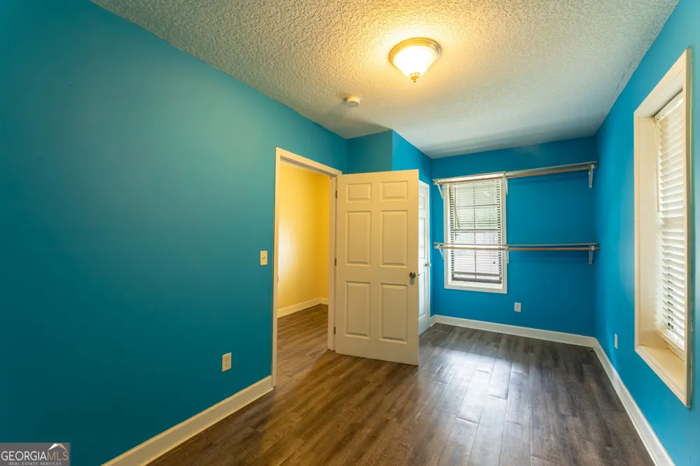 1801 Creswell ST Waycross, GA 31503