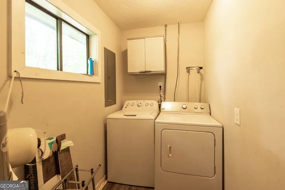 1801 Creswell ST Waycross, GA 31503
