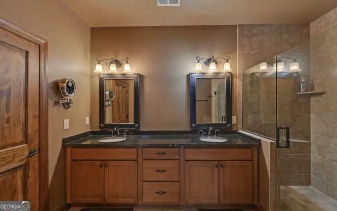 577 Beech Cove DR Hiawassee, GA 30546