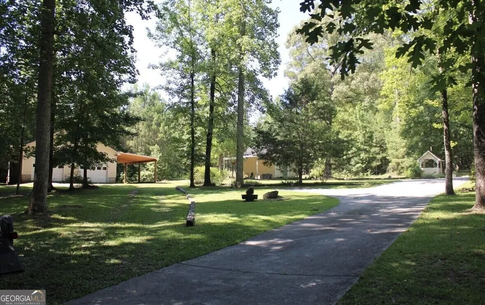 948 Hightower TRL Oxford, GA 30054