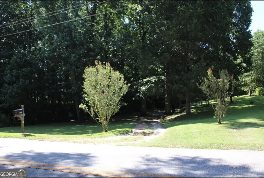 948 Hightower TRL Oxford, GA 30054