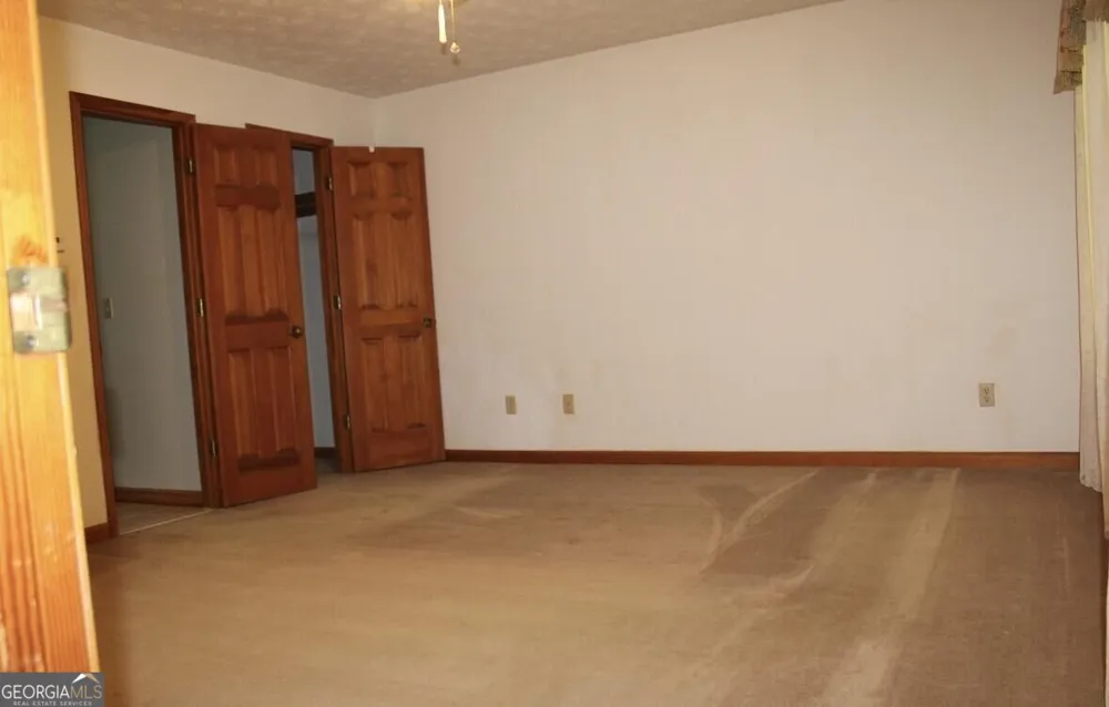 948 Hightower TRL Oxford, GA 30054