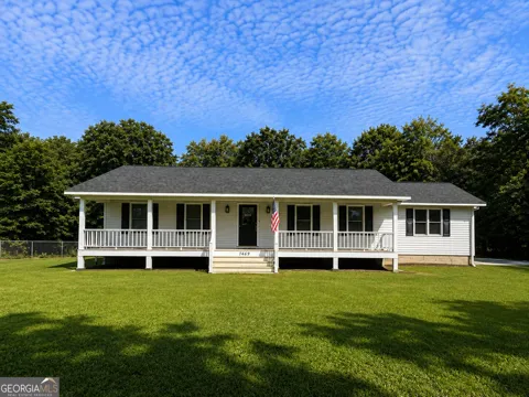 1469 Main ST