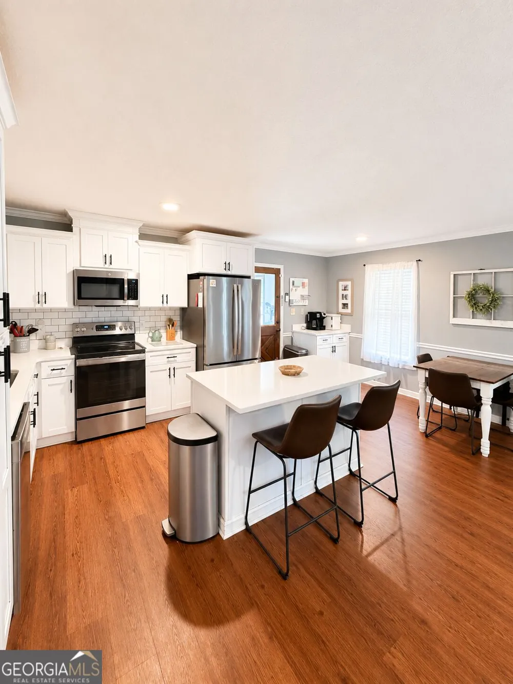 1469 Main ST Comer, GA 30629