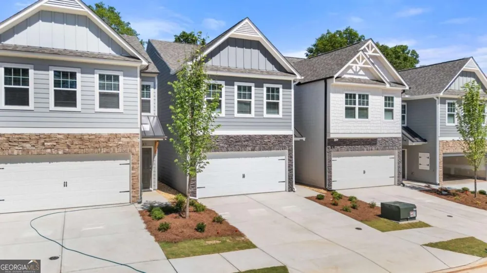 505 Hayes LN Canton, GA 30115