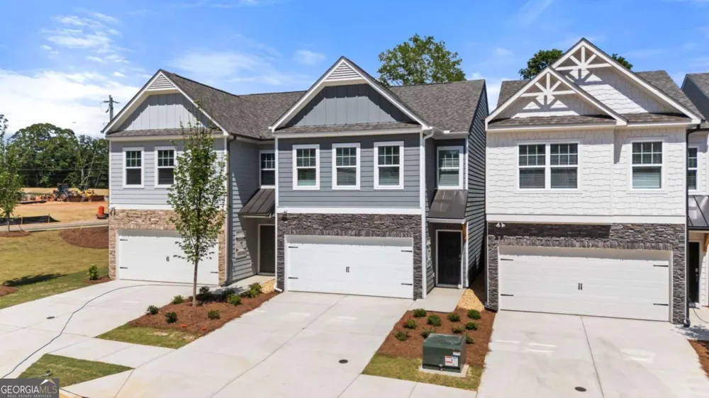 505 Hayes LN Canton, GA 30115