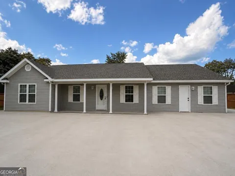 68 Patten AVE