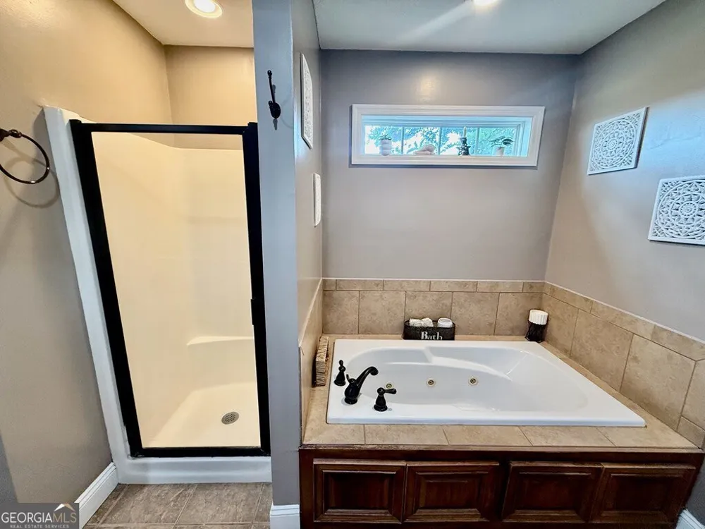 631 Patterson ST Sparks, GA 31647
