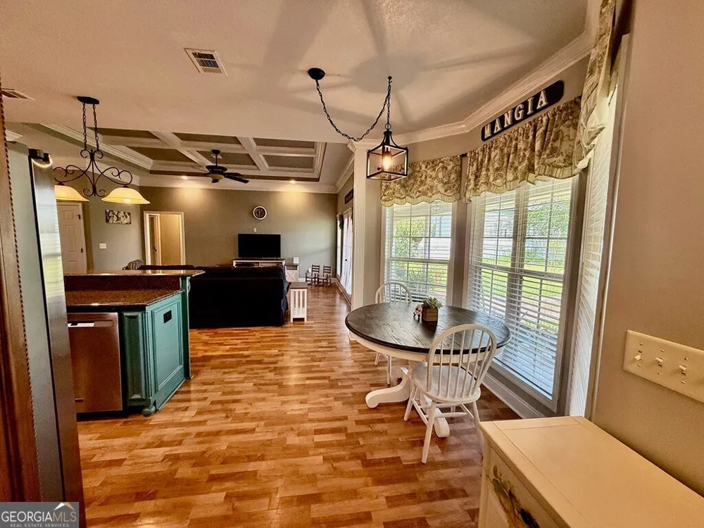 631 Patterson ST Sparks, GA 31647