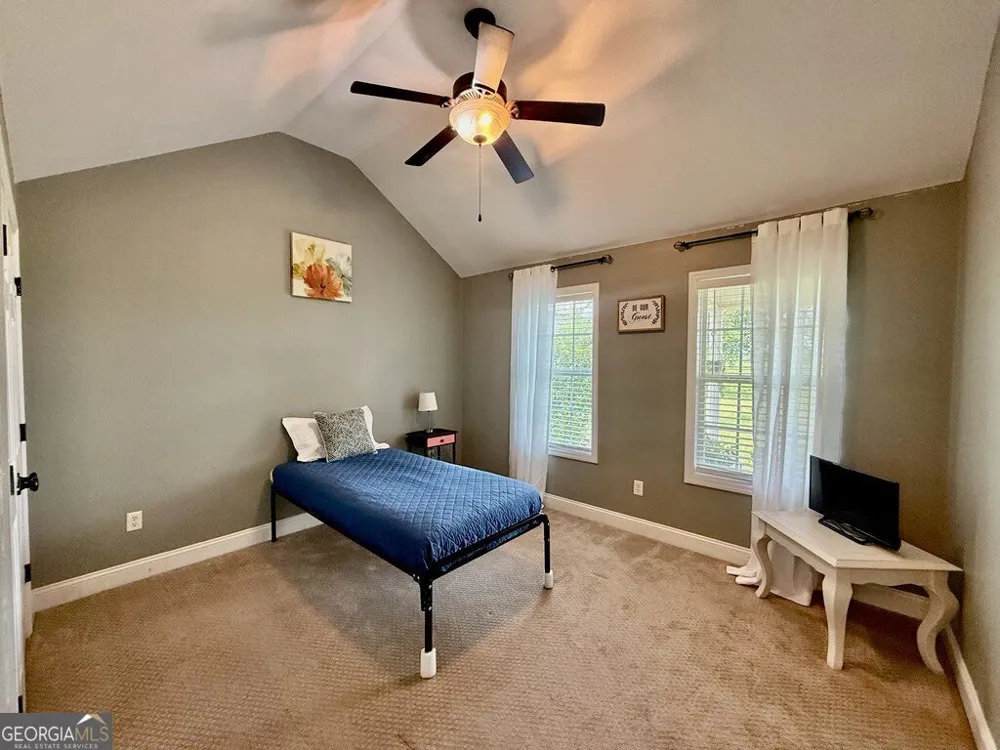 631 Patterson ST Sparks, GA 31647