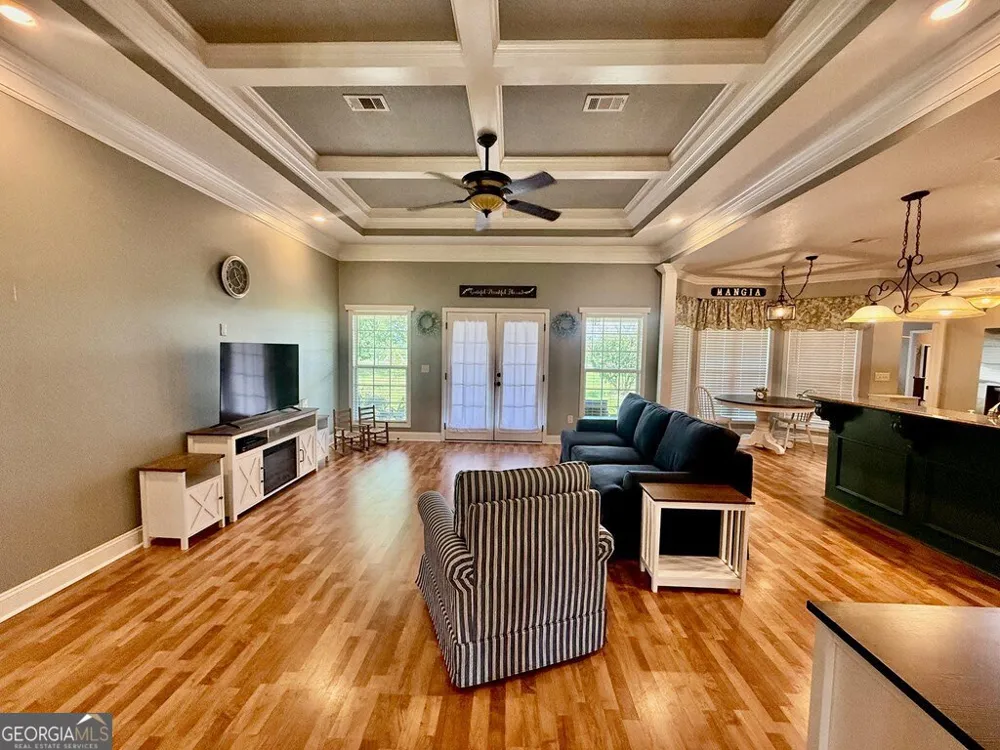 631 Patterson ST Sparks, GA 31647