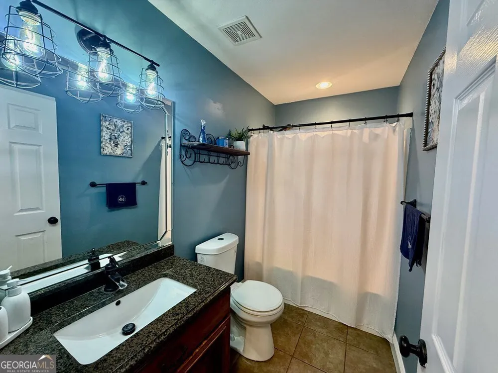 631 Patterson ST Sparks, GA 31647
