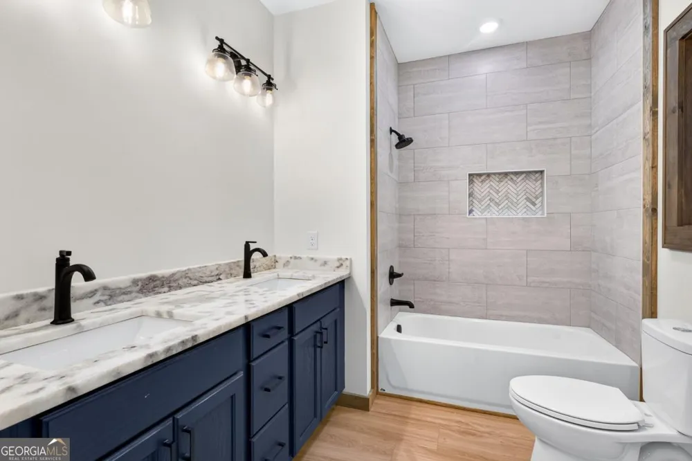 579 Julep CT Ellijay, GA 30540