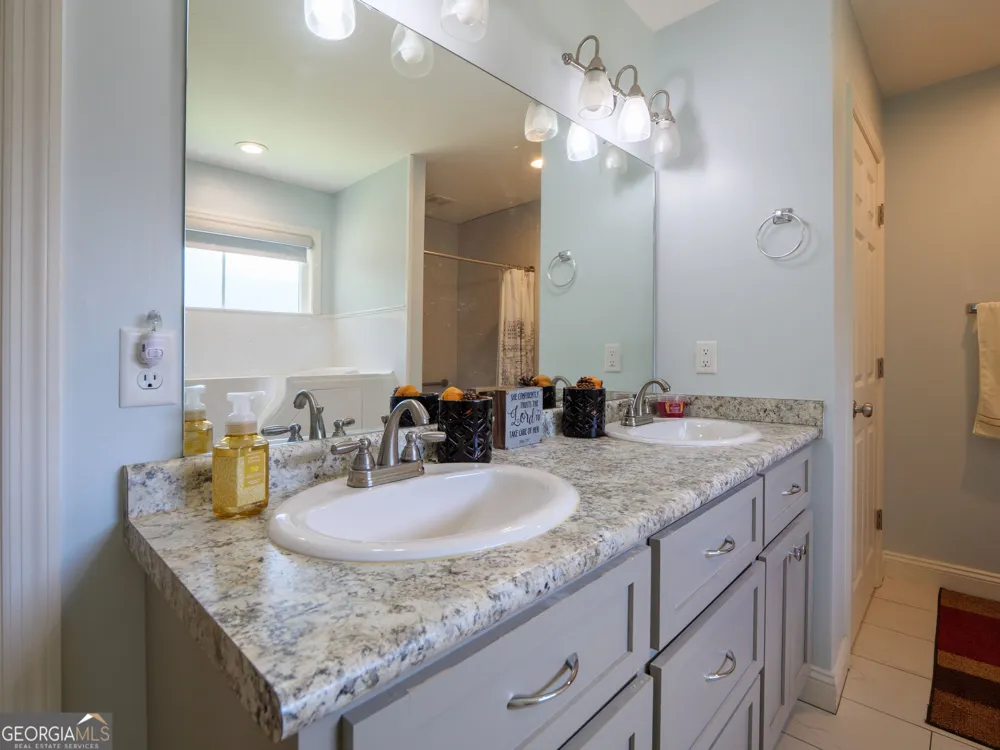 4573 Brice Bend DR Valdosta, GA 31601