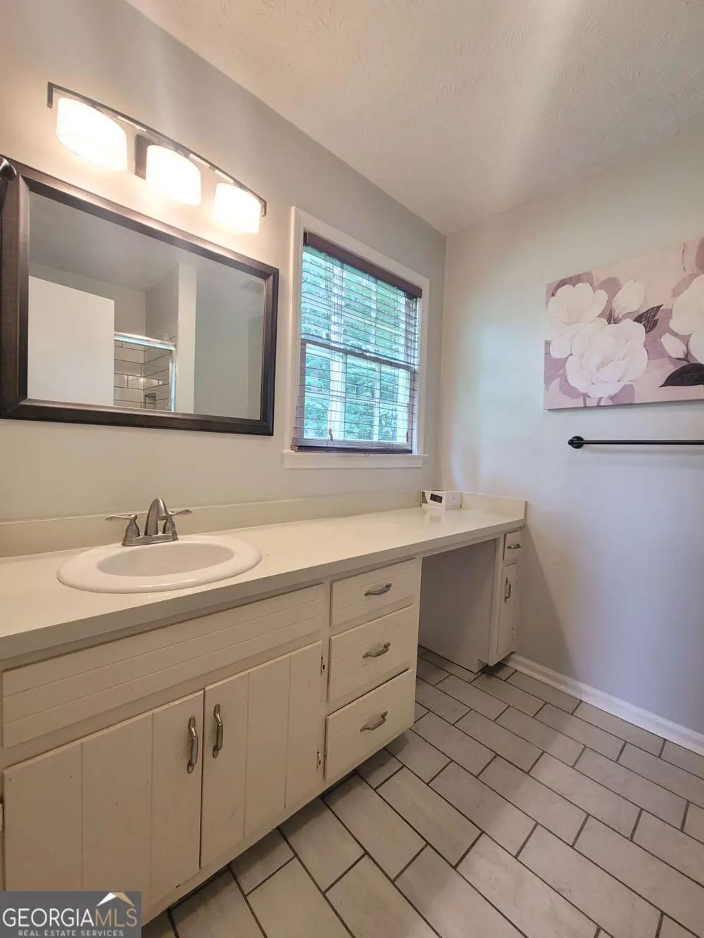 4641 Lucerne Valley RD Lilburn, GA 30047