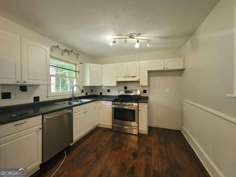 4641 Lucerne Valley RD Lilburn, GA 30047