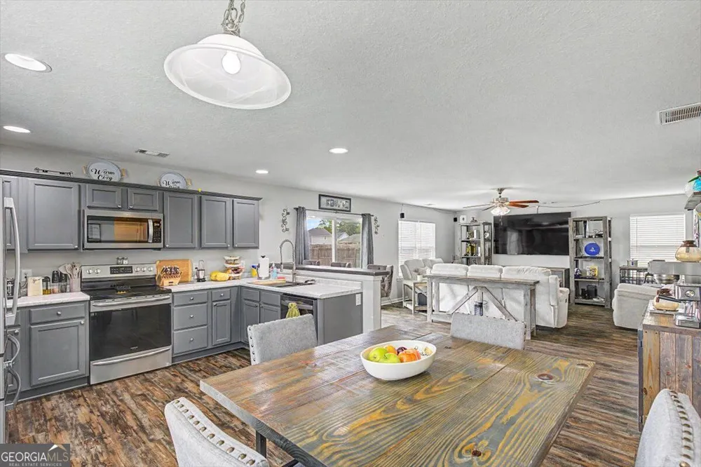 7 NW Oxbow DR Ludowici, GA 31316