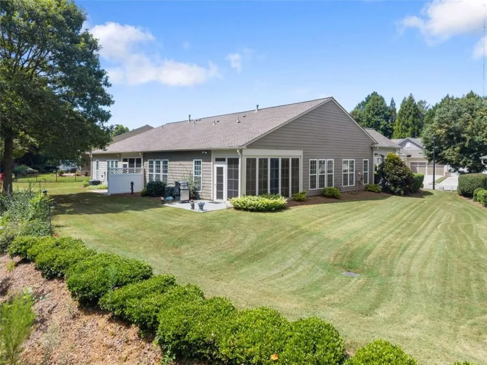 6142 Longleaf Drive Hoschton, GA 30548