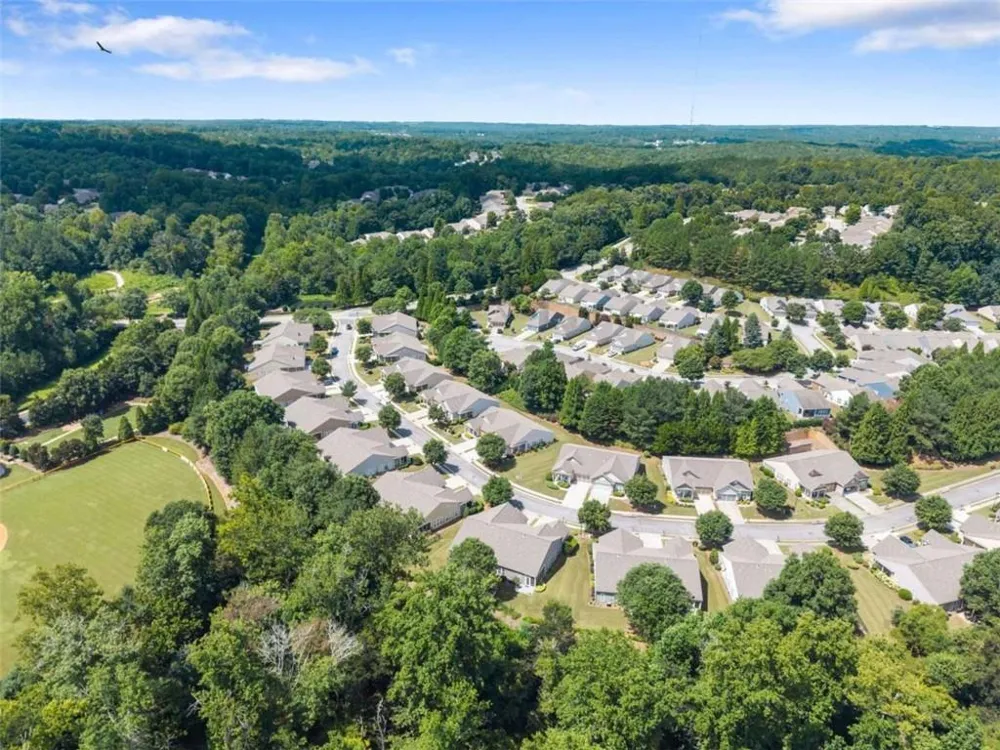 6142 Longleaf Drive Hoschton, GA 30548
