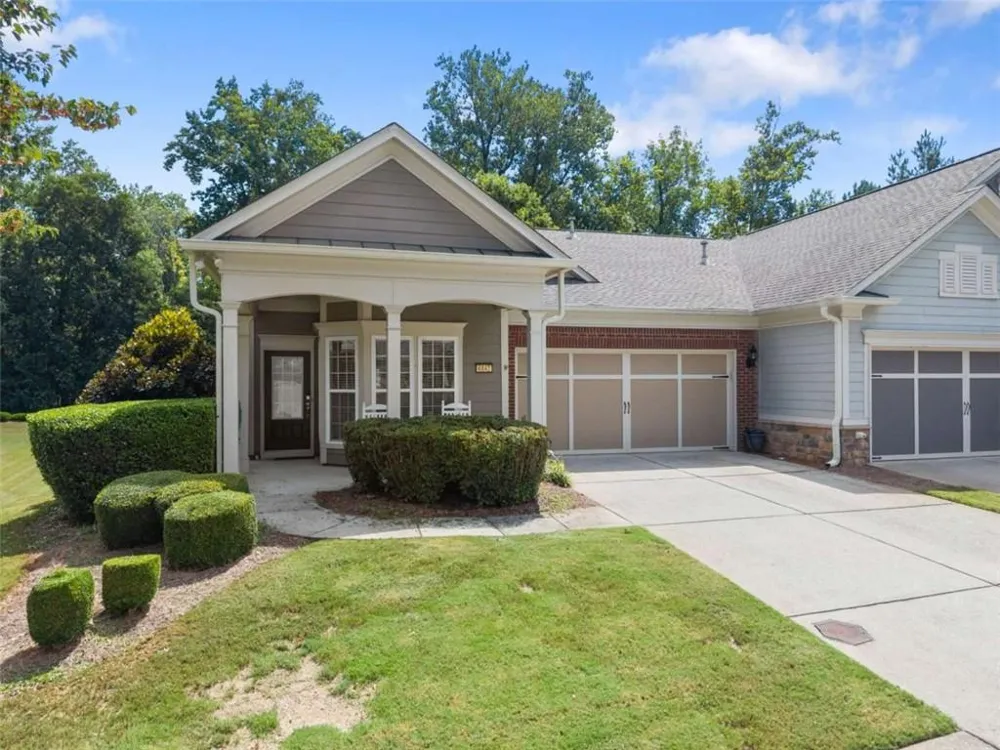 6142 Longleaf Drive Hoschton, GA 30548