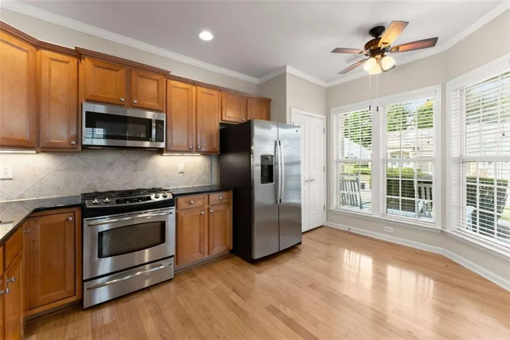 6142 Longleaf Drive Hoschton, GA 30548