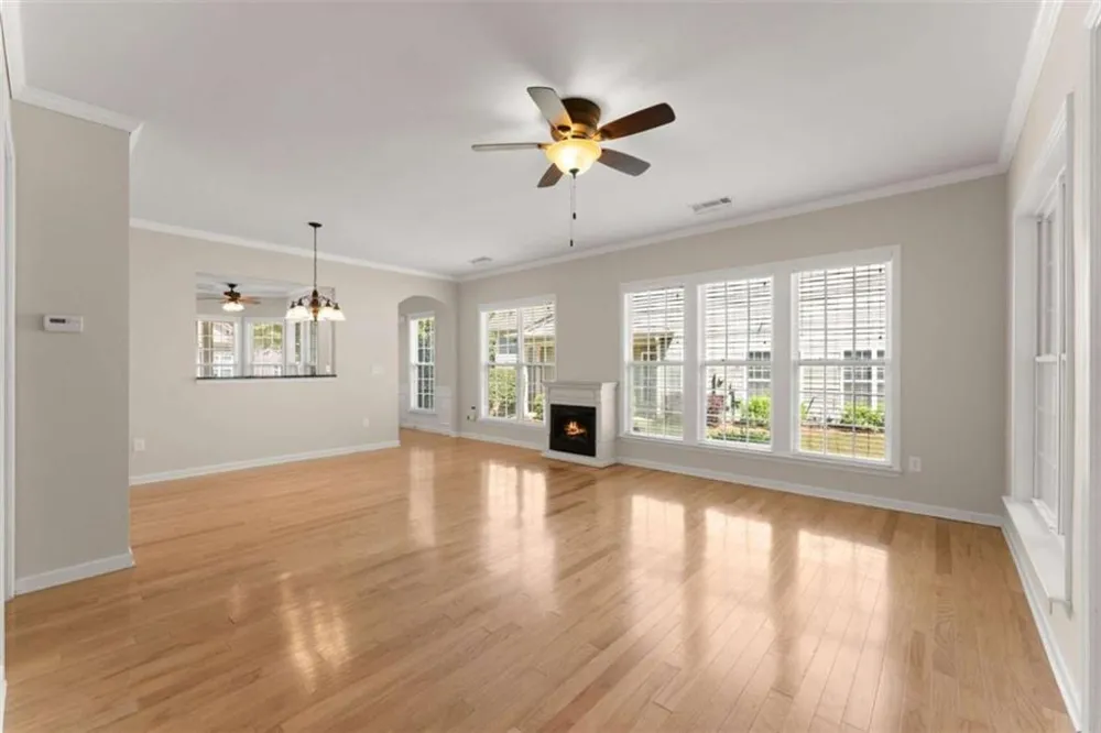 6142 Longleaf Drive Hoschton, GA 30548