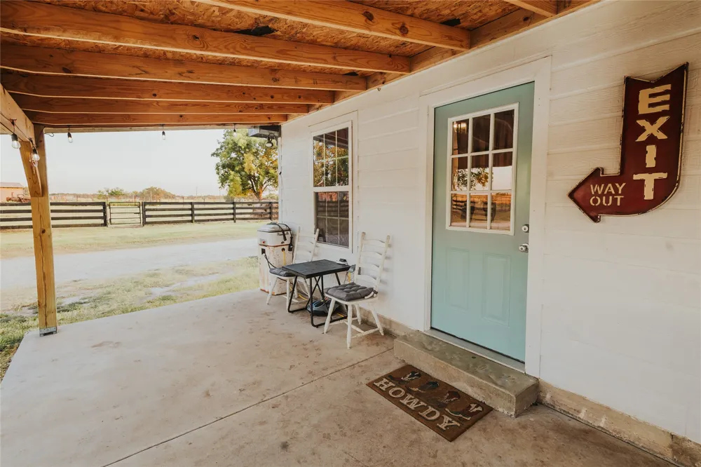 246 Hcr 1450 Covington, TX 76636