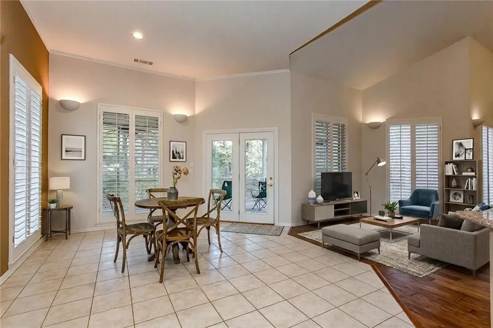 7034 Clear Springs Circle Garland, TX 75044