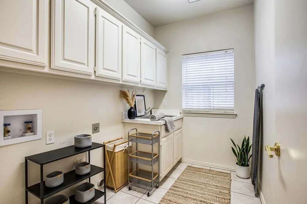 7034 Clear Springs Circle Garland, TX 75044