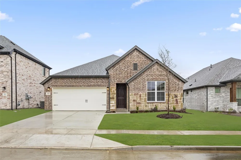 2828 Spring Side Royse City, TX 75189