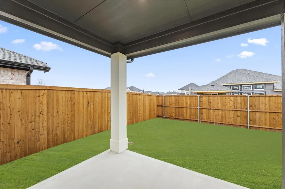 2828 Spring Side Royse City, TX 75189