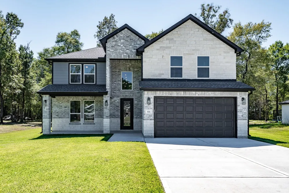 816 County Road 6609 Dayton, TX 77535