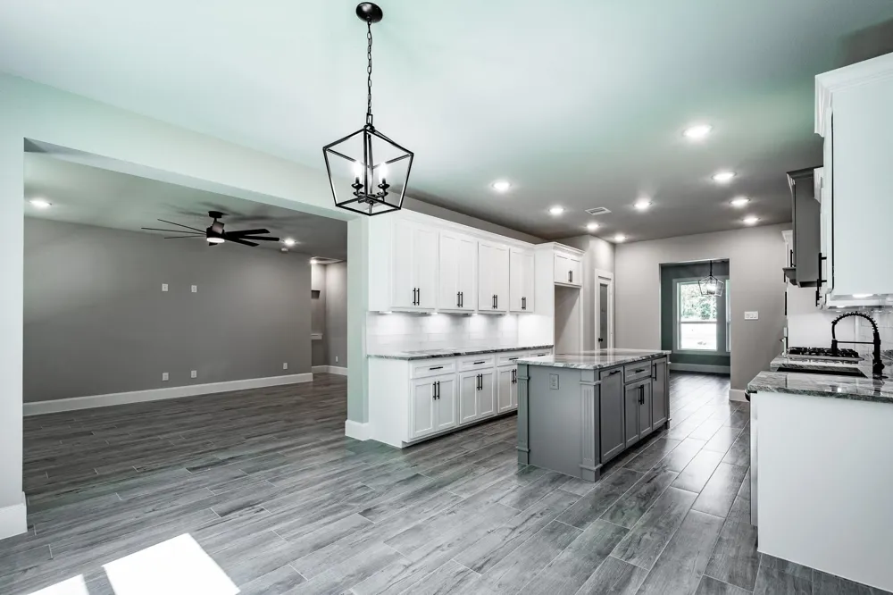 816 County Road 6609 Dayton, TX 77535