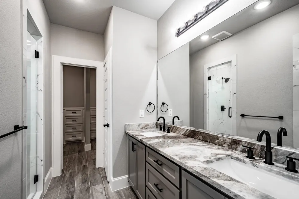 816 County Road 6609 Dayton, TX 77535