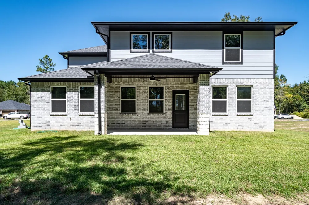 816 County Road 6609 Dayton, TX 77535