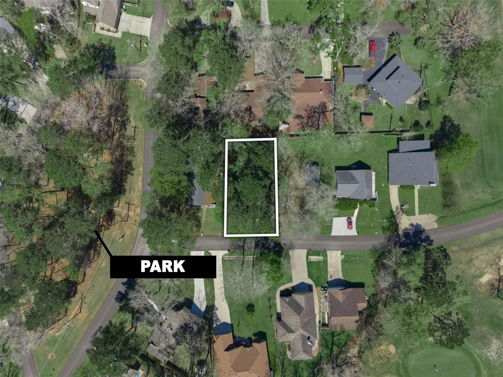 168 Mid Pines Drive Conroe, TX 77304