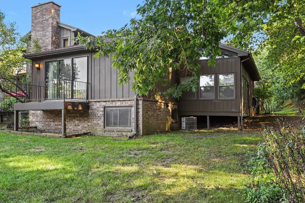 3649 Woodcliff Drive Kalamazoo, MI 49008