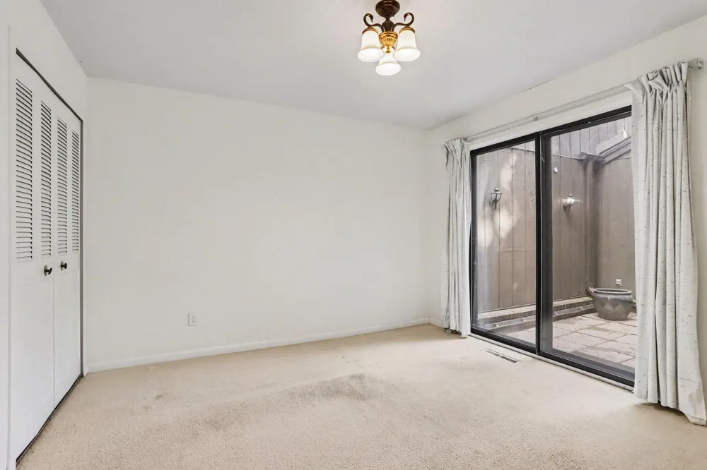 3649 Woodcliff Drive Kalamazoo, MI 49008