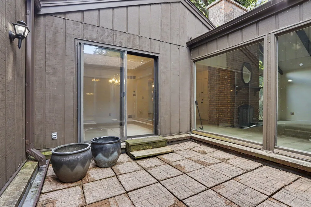 3649 Woodcliff Drive Kalamazoo, MI 49008