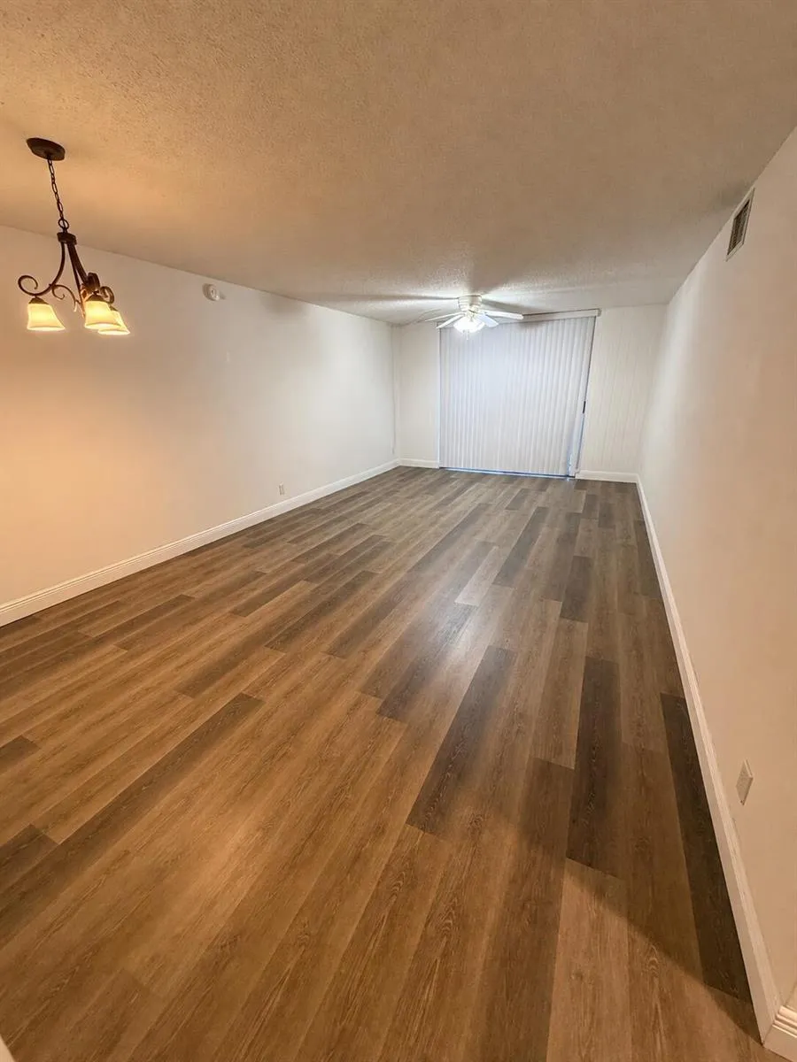 7173 ORANGE DRIVE #220B Davie, FL 33314