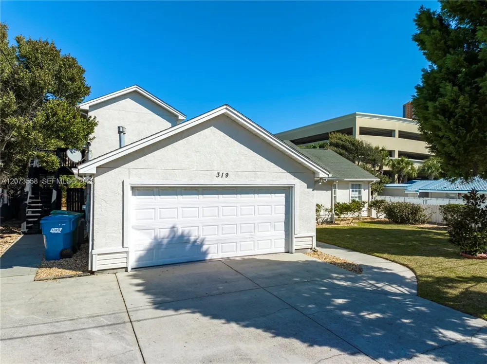 319 Vestavia #B Panama City, FL 32413