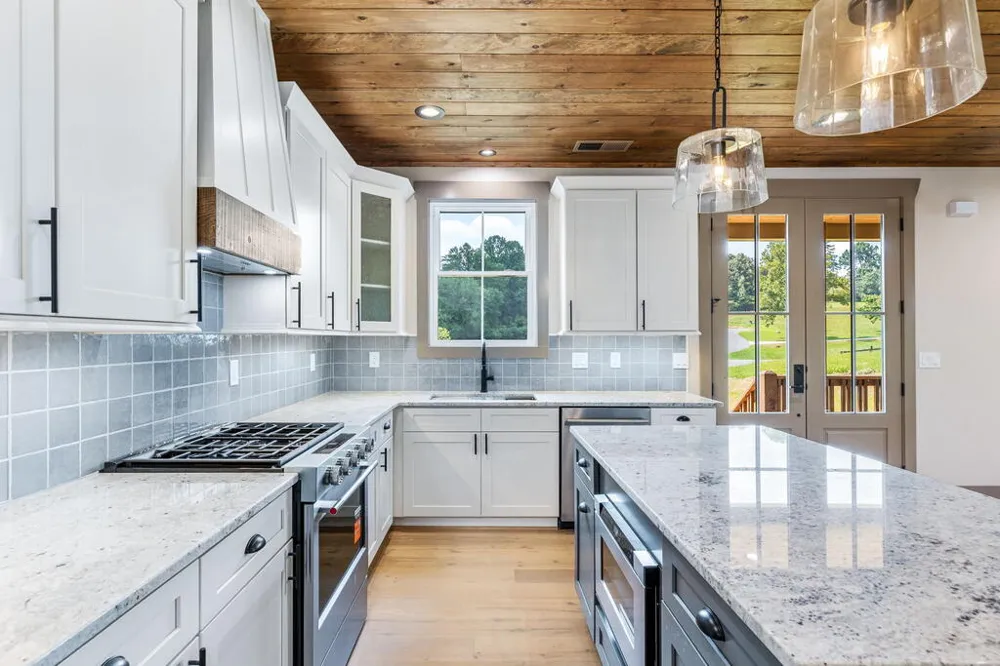 63 Redridge Road Morganton, GA 30560