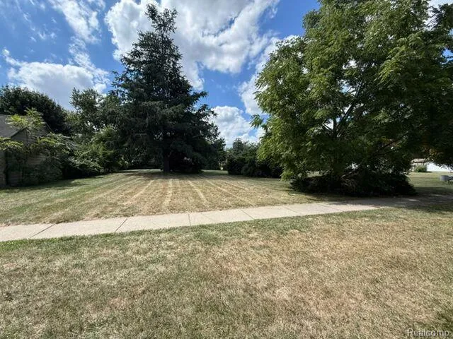6812 Marvin Street Taylor City, MI 48180