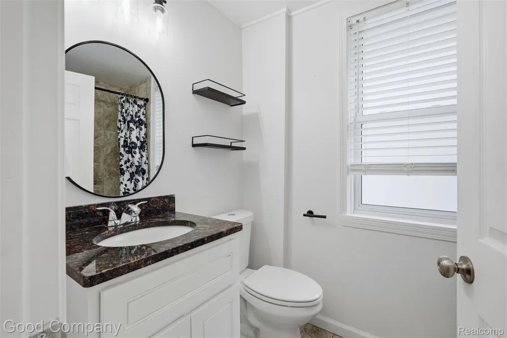 1592 Shevlin Street Ferndale City, MI 48220
