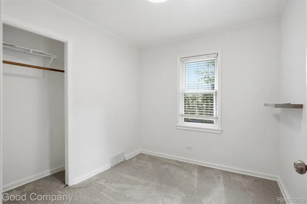 1592 Shevlin Street Ferndale City, MI 48220