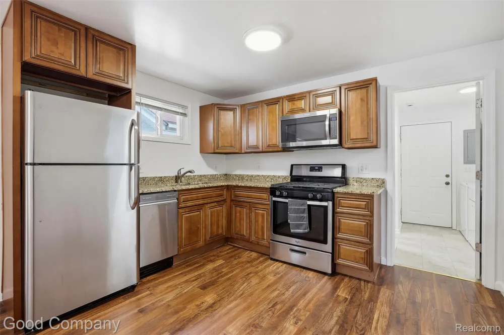 1592 Shevlin Street Ferndale City, MI 48220