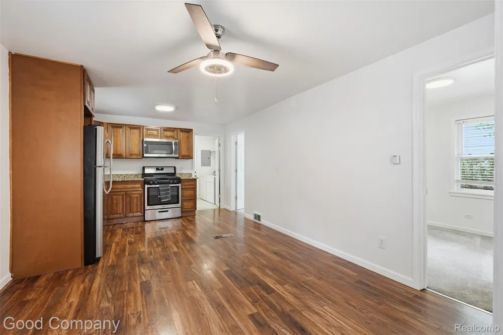 1592 Shevlin Street Ferndale City, MI 48220